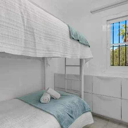 Chic Oasis Costa Del Sol Apartment *